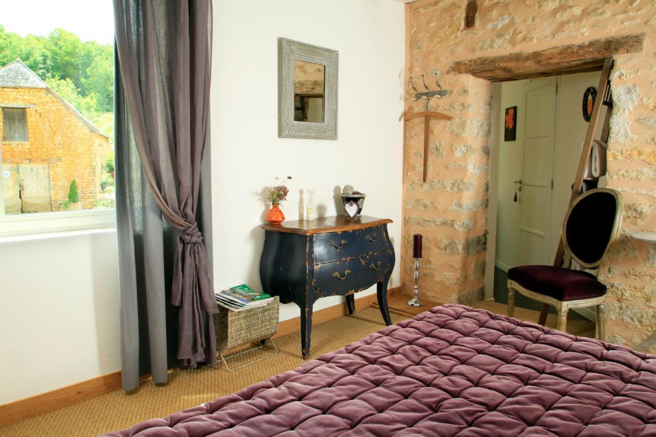 Maison D'Hotes La Maison De Leopold Terrasson Екстериор снимка